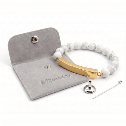 Coffret Mementery avec bracelet pierre du souvenir blanc metal-jaune et accessoires inclus