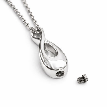 Détail du compartiment interne sécurisé du collier Lien Éternel urne argenté avec fermeture à vis