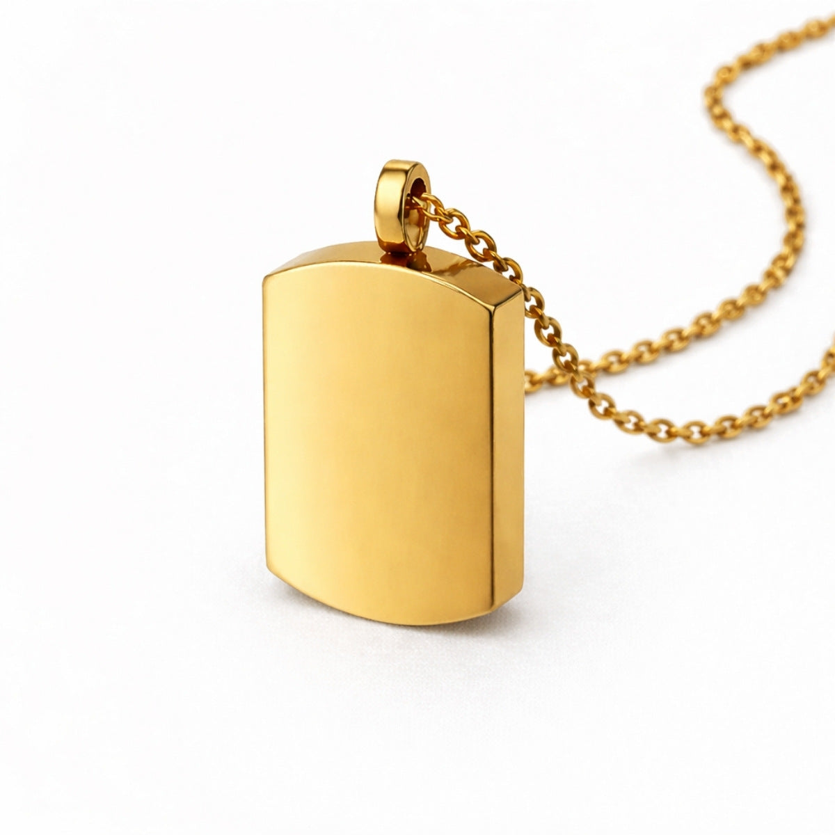 Vue 3/4 du pendentif Héritage urne doré avec finition brillante et design épuré
