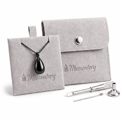 Coffret Mementery avec pendentif Souffle Éternel urne noir et kit de remplissage inclus