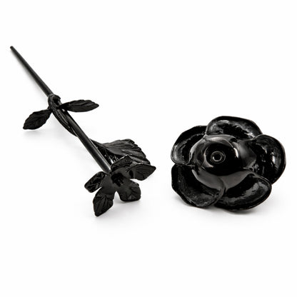 Détail du compartiment interne sécurisé de la Fleur d’Éternité urne noir avec fermeture discrète