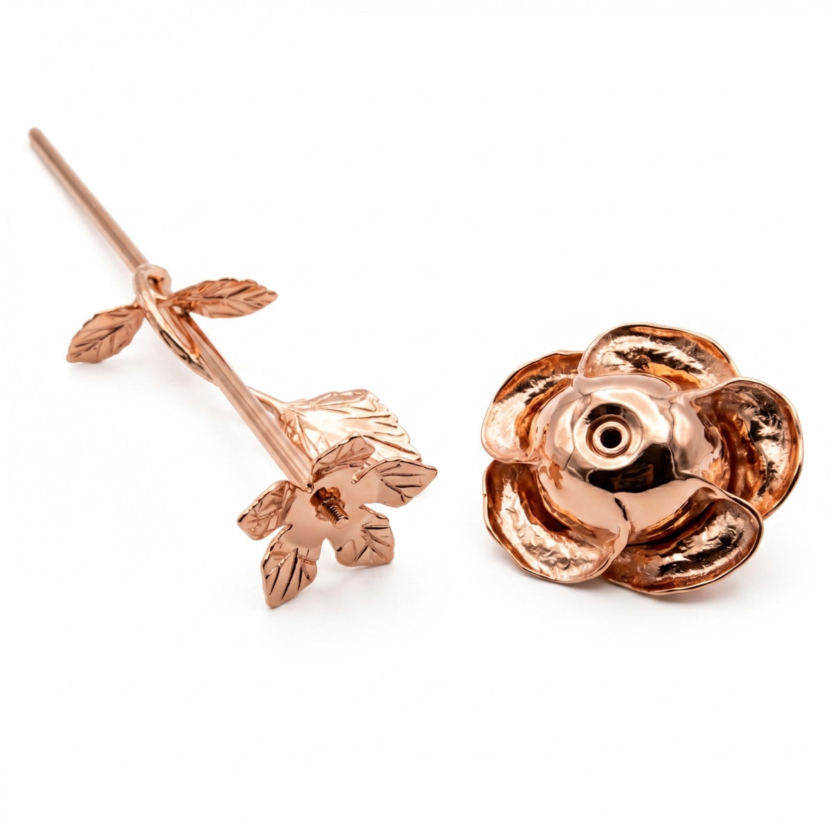 Détail du compartiment interne sécurisé de la Fleur d’Éternité urne rose avec fermeture discrète