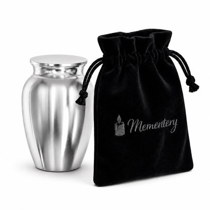 Coffret Mementery avec Urne du Souvenir Éternel argenté et pochon de protection inclus